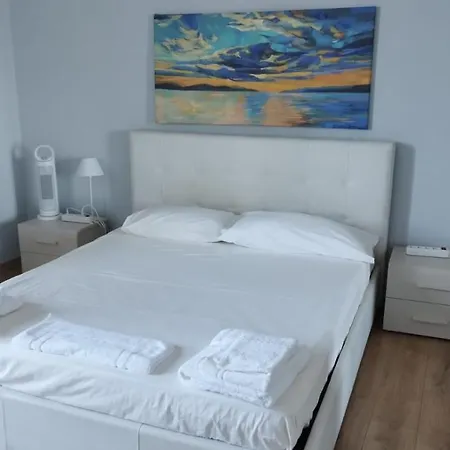 Апартаменты Seaview House Катания